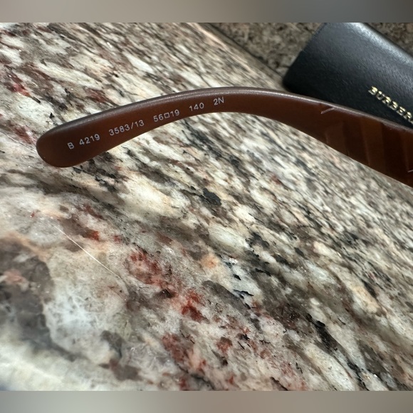 Burberry Gradient Molded Check Sunglasses - Picture 5 of 6